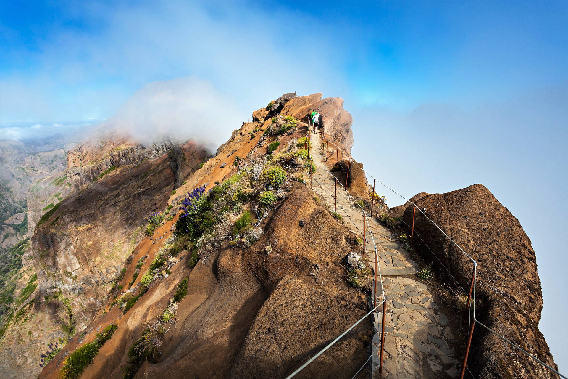 Na dachu Madery – trekking z Pico Arieiro do Pico Ruivo