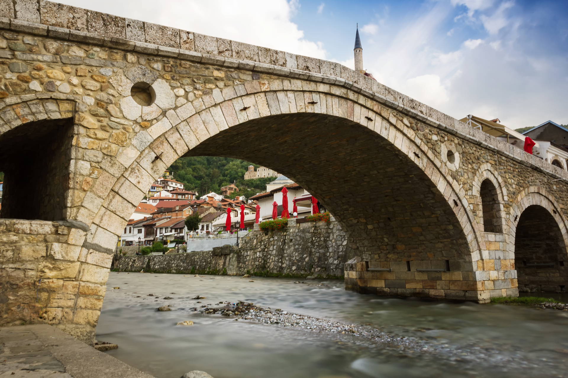 Kamienny most w Prizrenie, Kosowo.