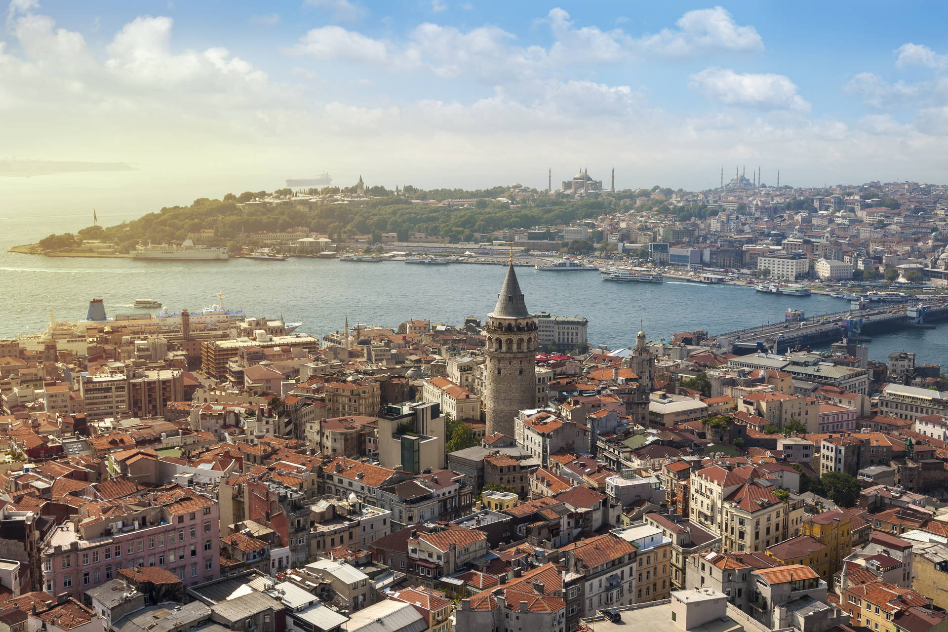 Panorama Stambułu z wieżą Galata.
