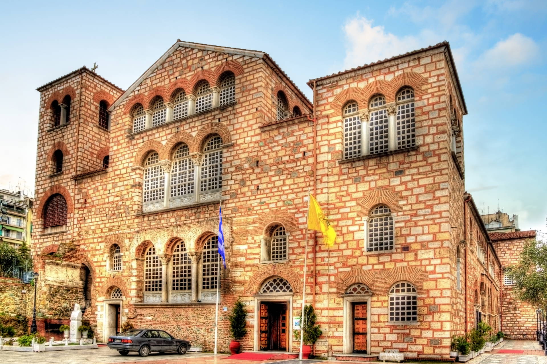 Fasada bizantyjskiego kościoła Hagia Sophia w Salonikach.