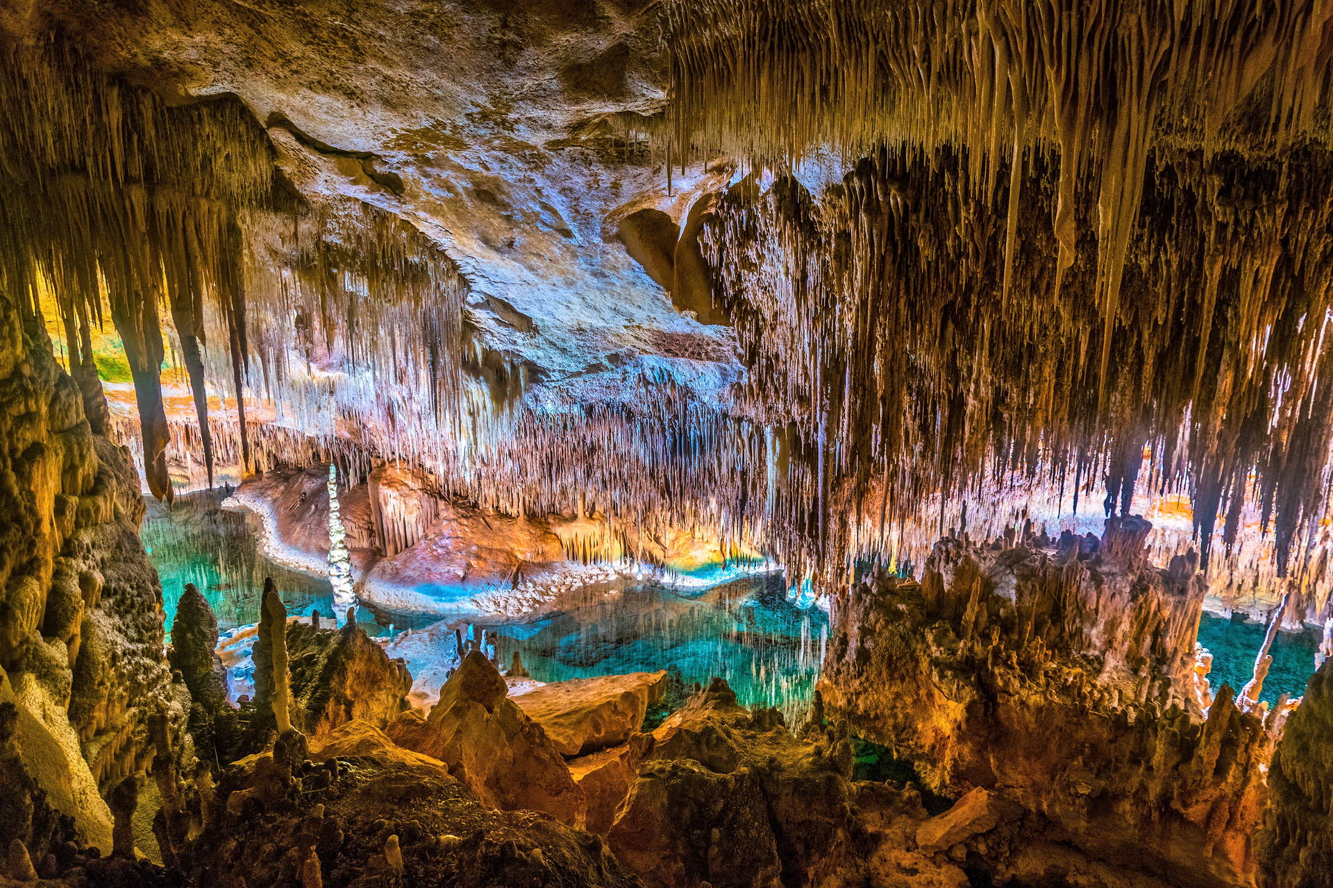 Jaskinie smocze - Cuevas del Drach
