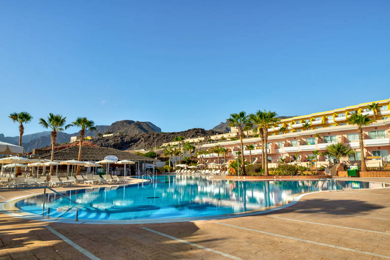 Landmar Costa Los Gigantes Family Resort