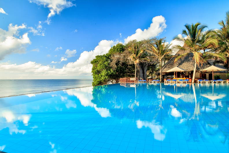Kenijskie Trio, Baobab Beach Resort and Spa 3 noce + objazd 4 noce