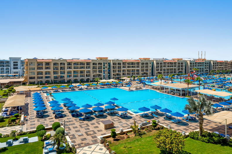 Albatros White Beach
