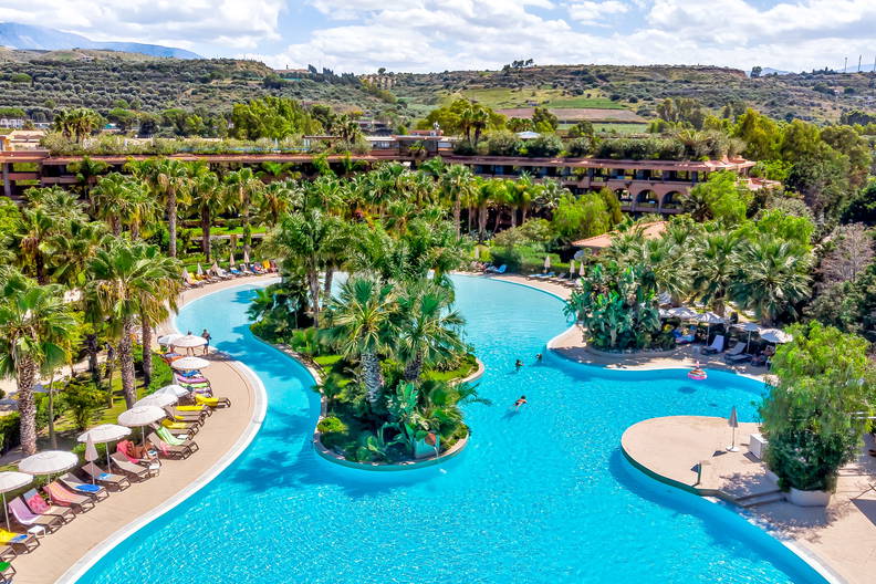 Acacia Resort