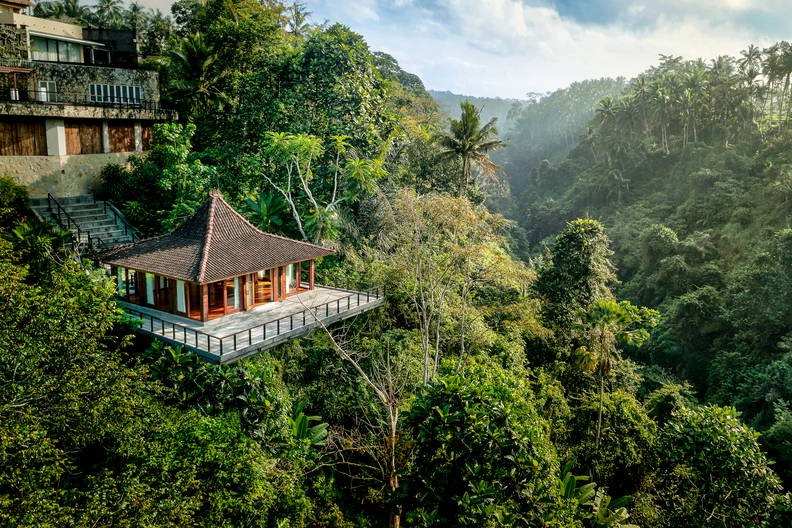 Kamandalu Resort