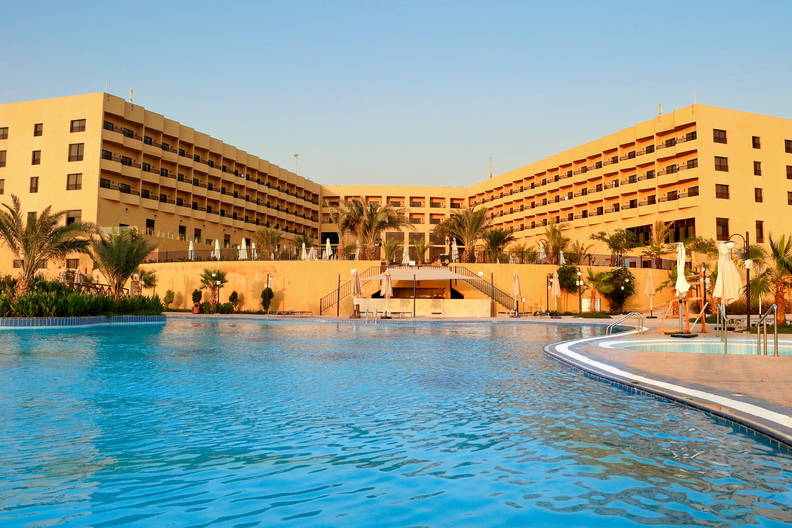 Grand East Resort 