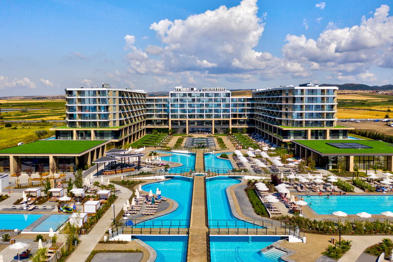Wave Resort 