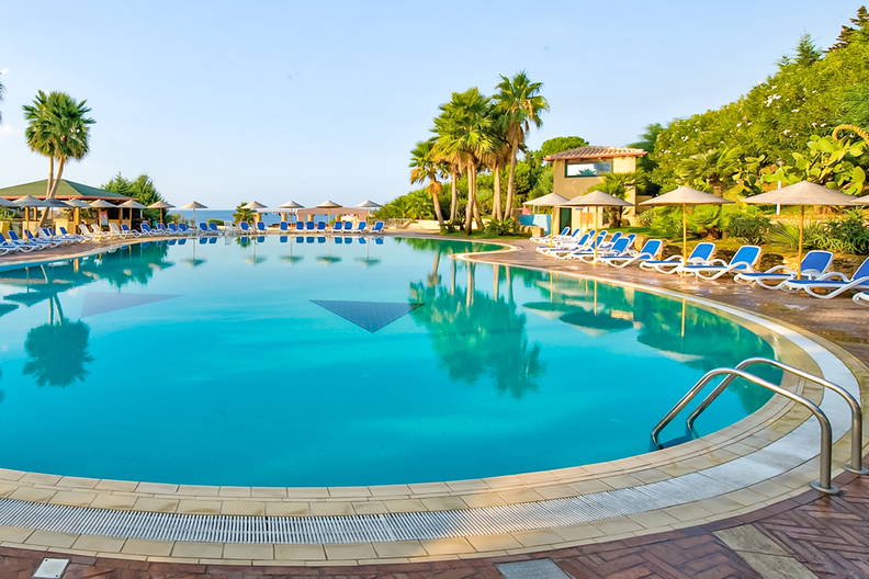 Le Castella Baia Degli Dei Village (ex. Futura Baia degli Dei Resort)
