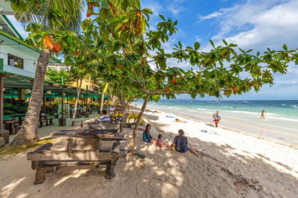 Dumaluan Beach Resort