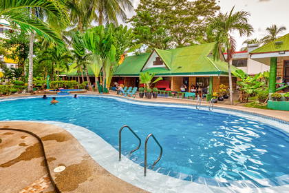 Dumaluan Beach Resort