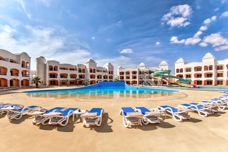 Waves Hotel (ex. Tropitel Waves)