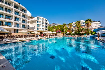 Ring Beach Hotel