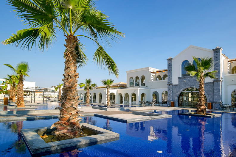 Anemos Luxury Grand Resort