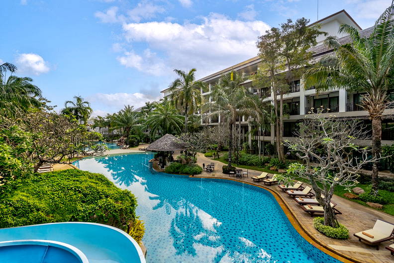 Ravindra Beach Resort & Spa