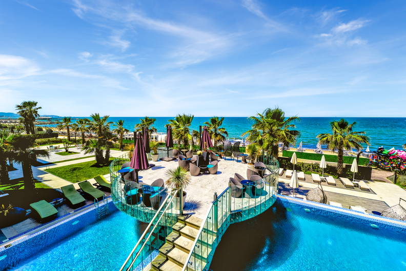 Pinea Resort & Spa