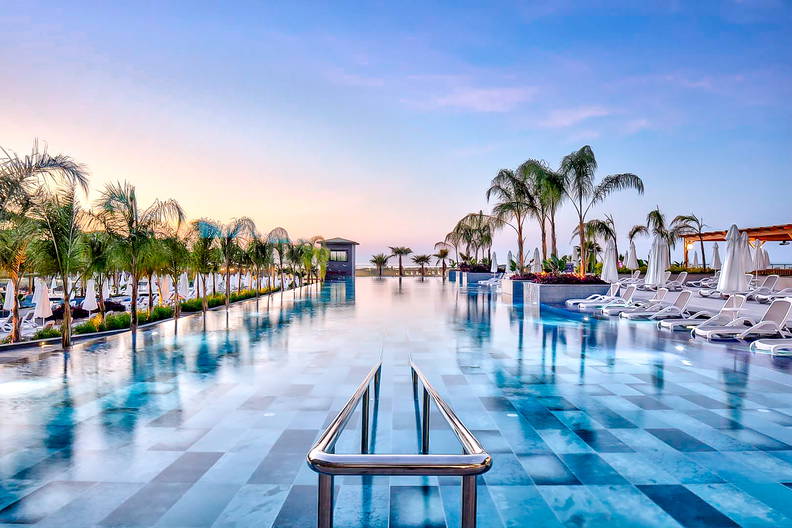 Mylome Luxury Hotel & Resort