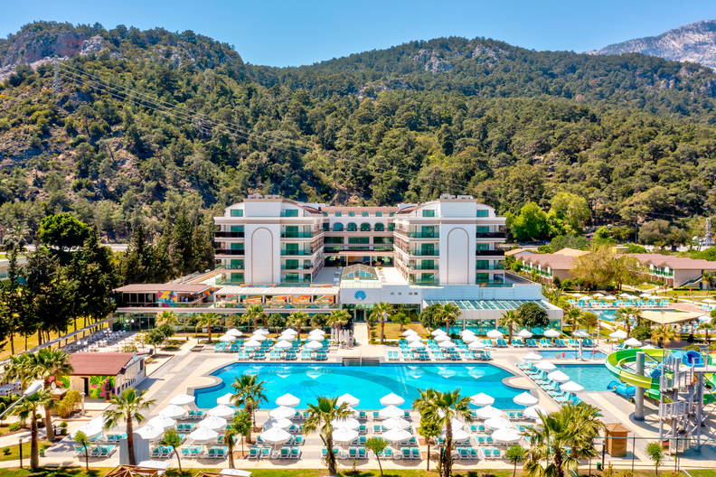 Dosinia Luxury Resort