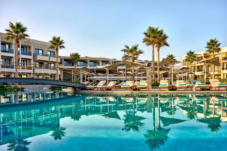 AMIRA Luxury Resort & Spa