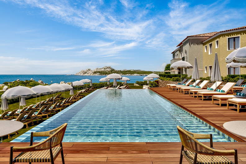 Mangia’s Santa Teresa Resort