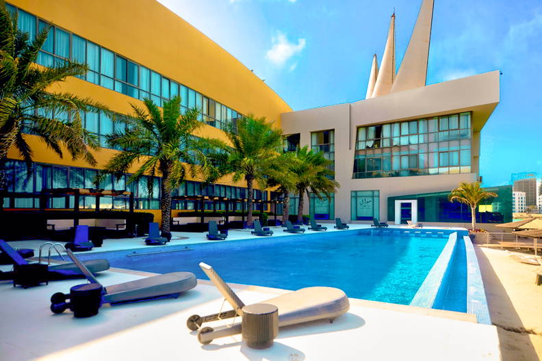 Dragon Hotel & Resort