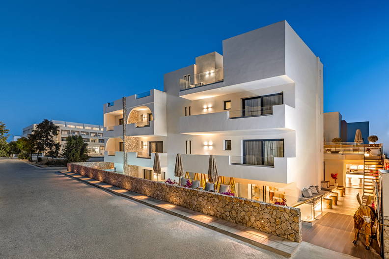 Cabana White Boutique Hotel
