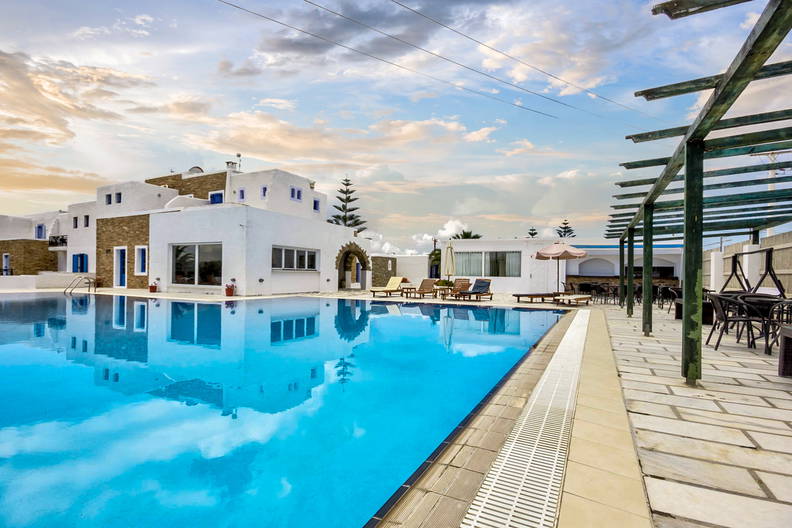 Naxos Holidays Hotel