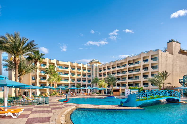Moreno Horizon Spa & Resort