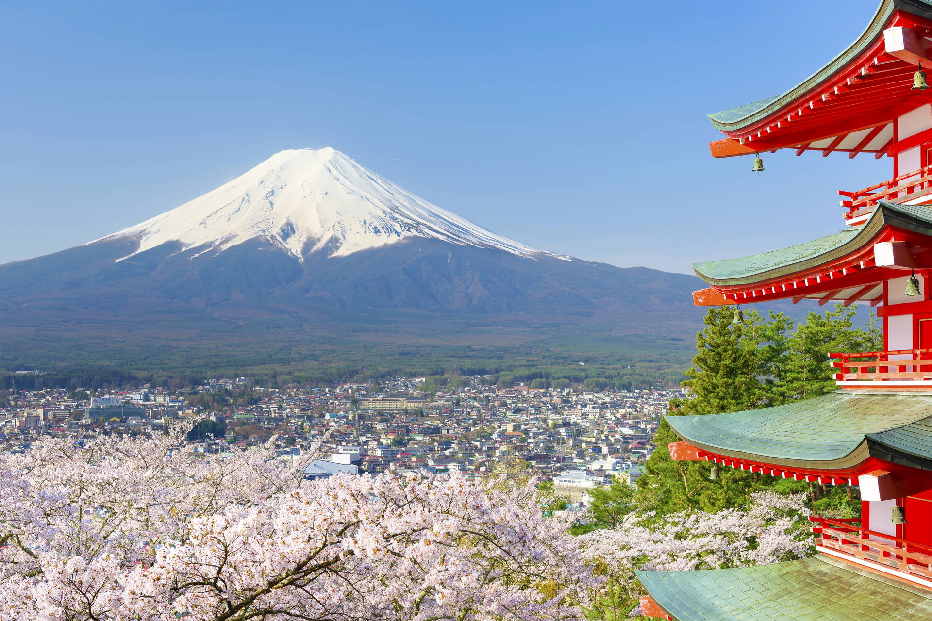 Góra Fudżi i pagoda Chureito w Japonii.