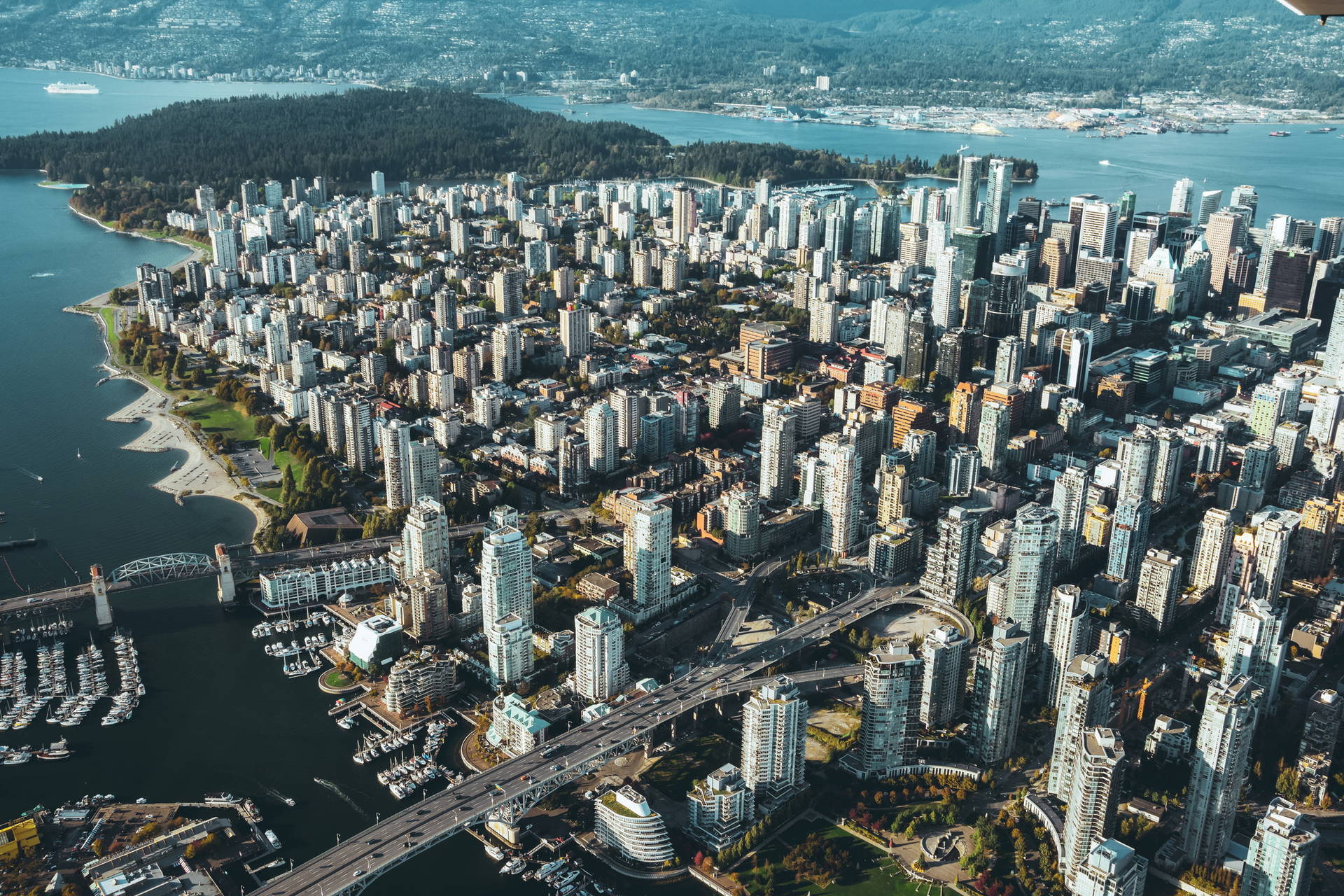 Panorama Vancouver z lotu ptaka.