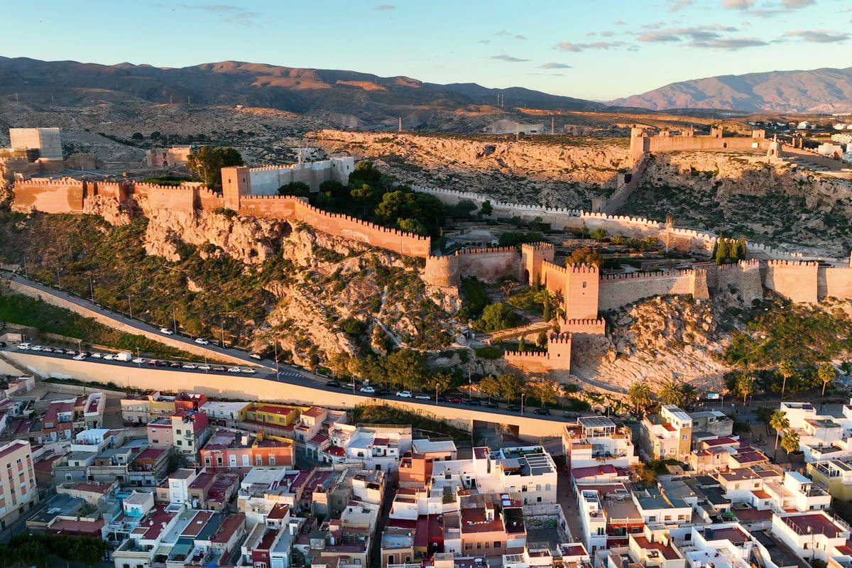 Hiszpania - Almeria Czarter z KTW lub WAW+ Apartament dla 2 os. 28.09-05.10