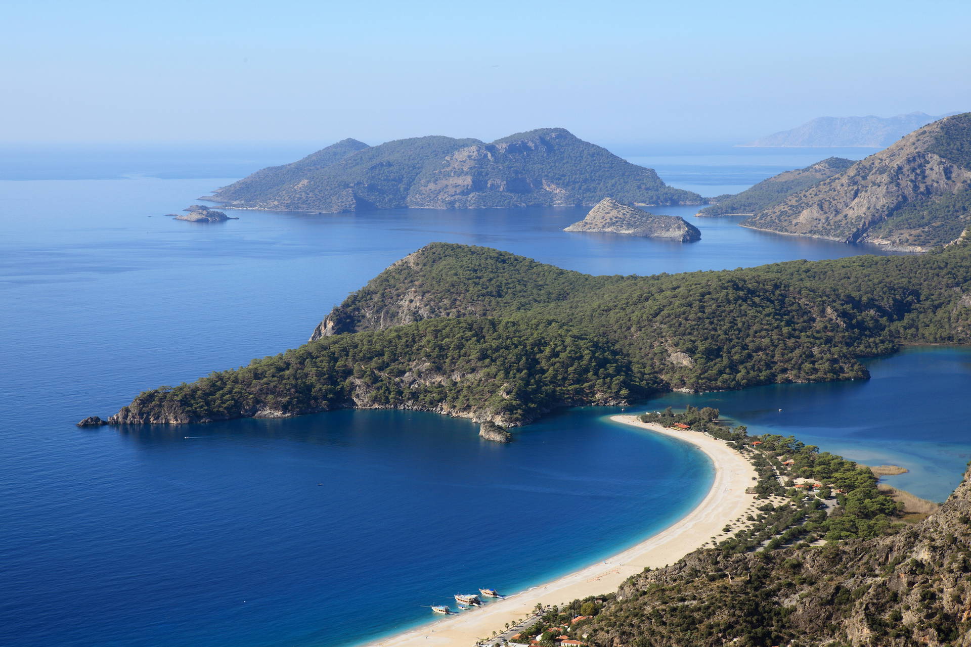 Widok na Oludeniz w Turcji.