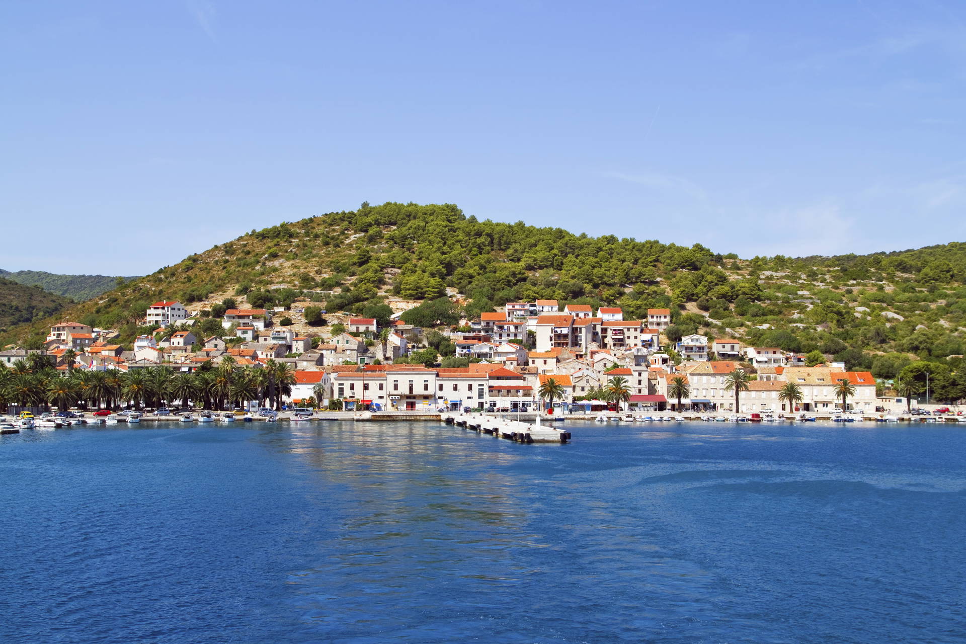 Port Vis na wyspie Vis w Chorwacji.