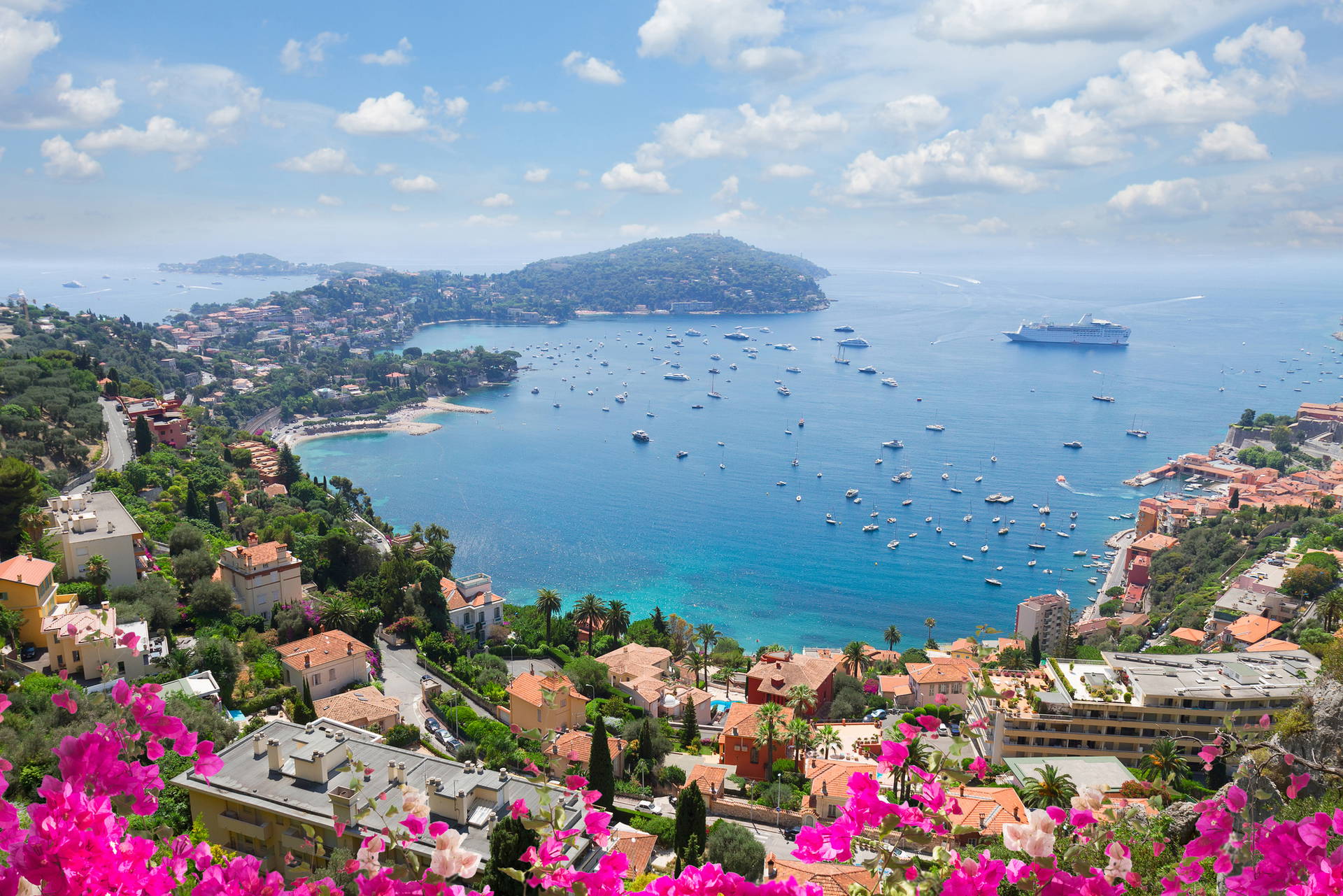 Villefranche-sur-Mer na Lazurowym Wybrzeżu we Francji.