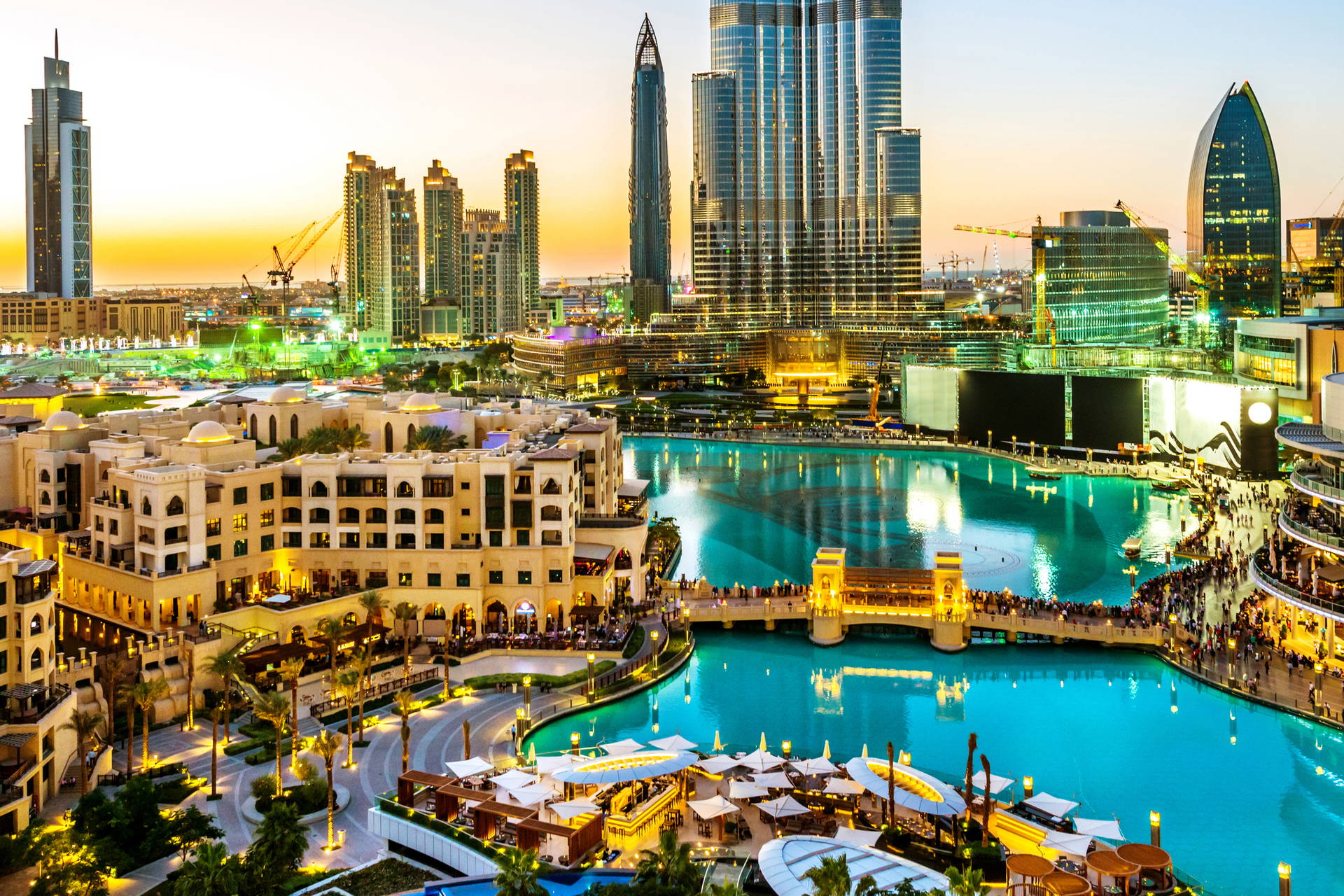 Panorama Dubaju z Burdż Chalifa w tle.
