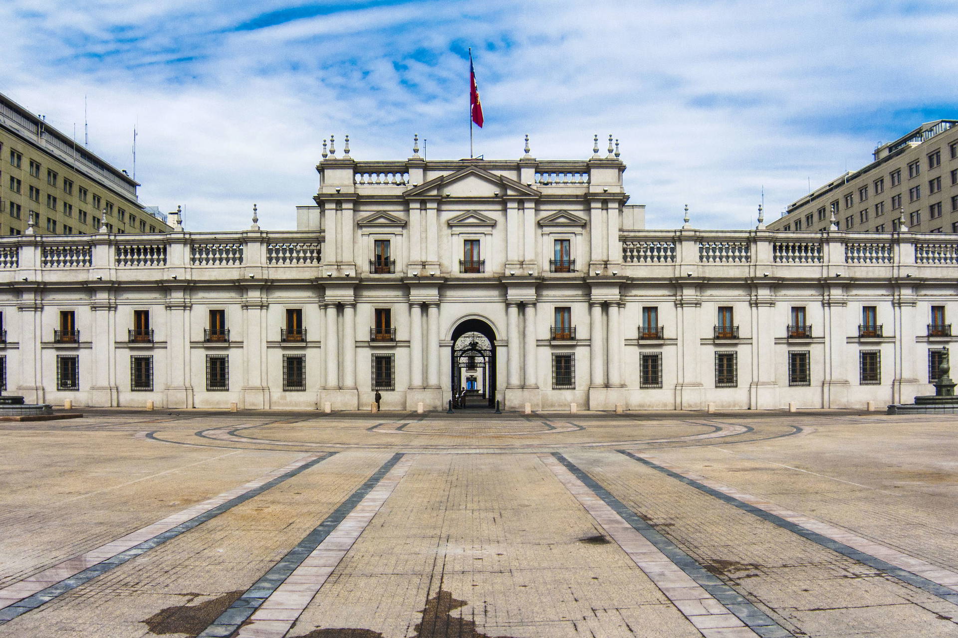 Fasada Pałacu La Moneda w Santiago, Chile.
