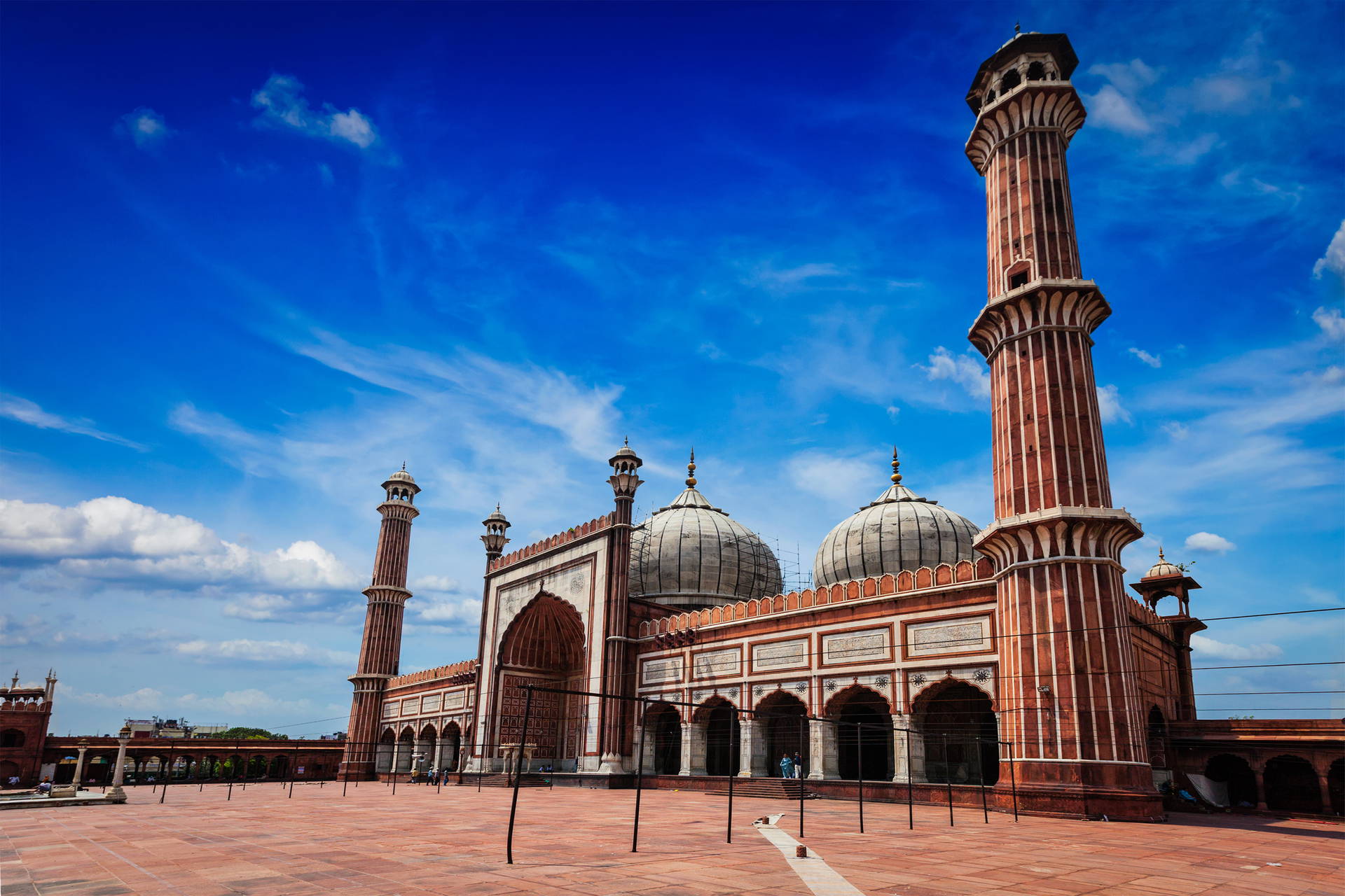 Jama Masjid, duży meczet z czerwonego piaskowca w Delhi.