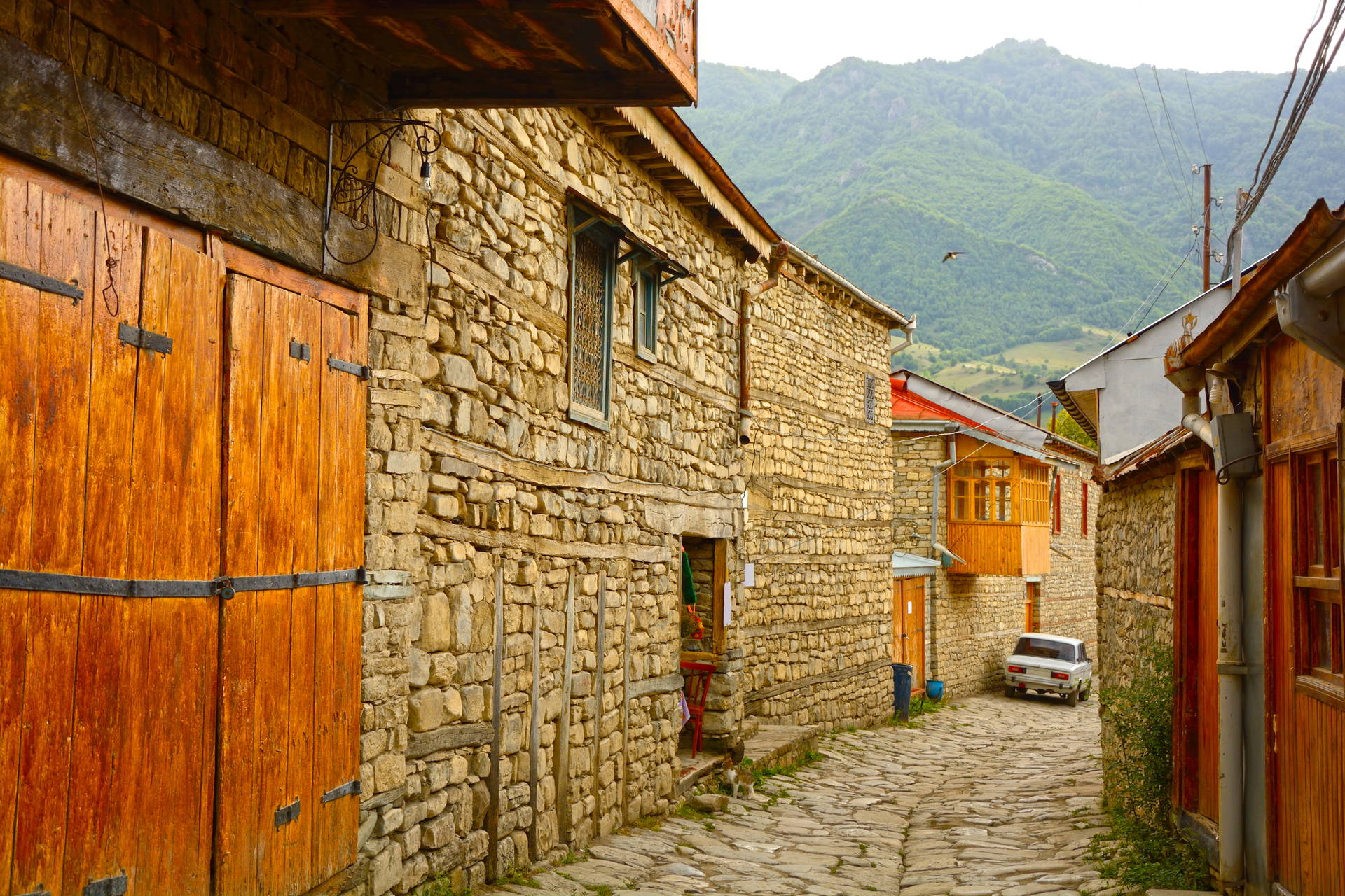Kamienne budynki w Xinaliq, Azerbejdżan.