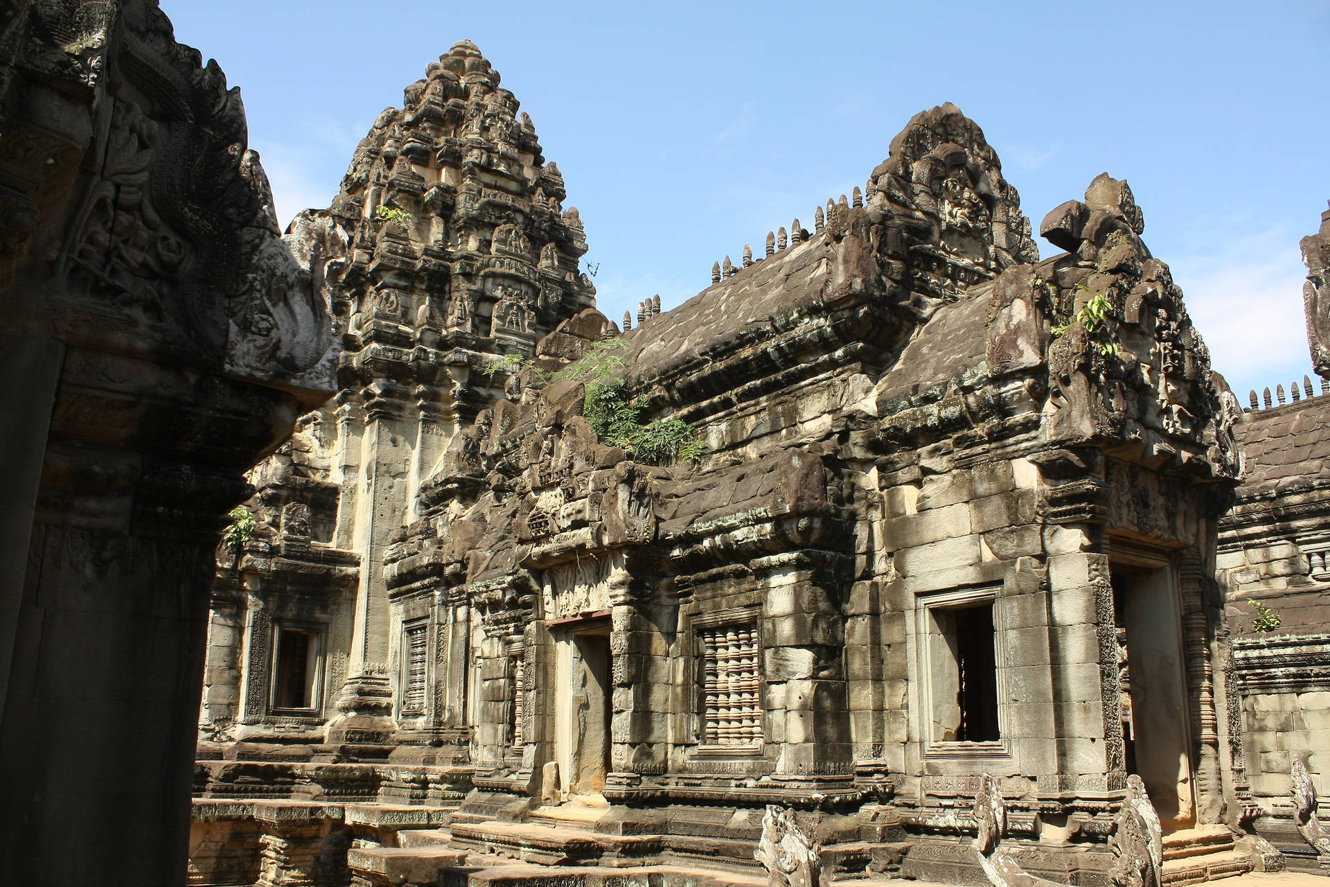 Kamienna świątynia Angkor Wat w Kambodży.