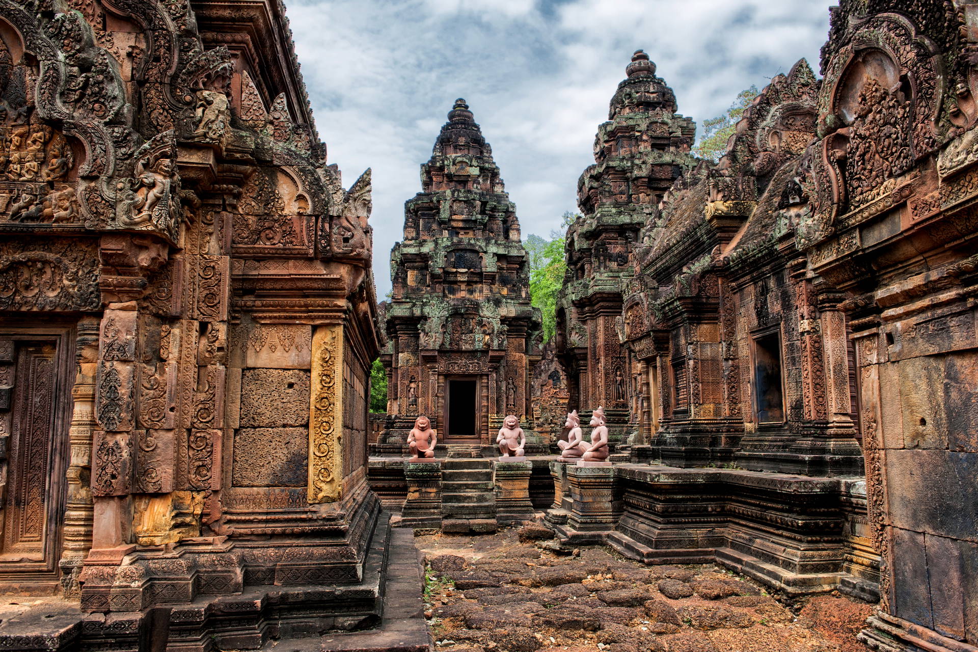 Świątynia Banteay Srei w Angkor, Kambodża.