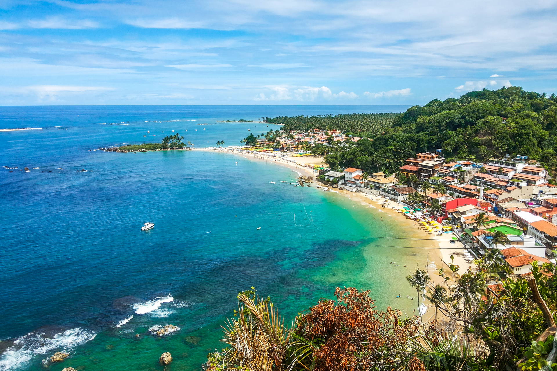Praia do Forte w Brazylii widziana z góry.