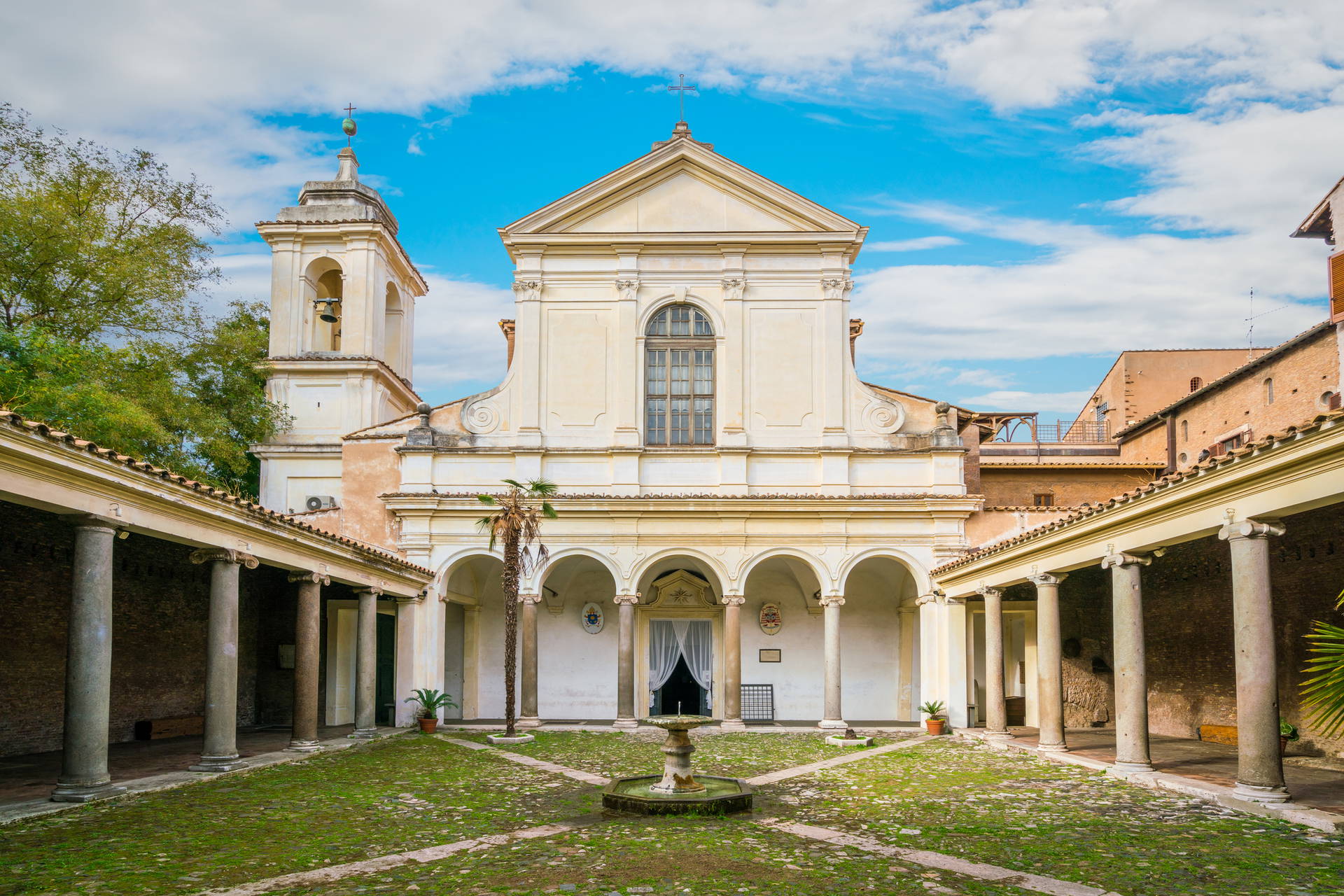 Kościół San Bonaventura al Palatino w Rzymie.