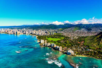 Panorama Honolulu na Hawajach z lotu ptaka.