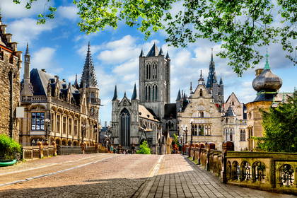 Historyczne budynki w Gandawie, Belgia.