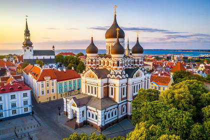 Panorama Tallina z Soborem Aleksandra Newskiego w tle.