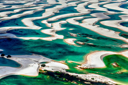 Park Narodowy Lençóis Maranhenses z lotu ptaka.