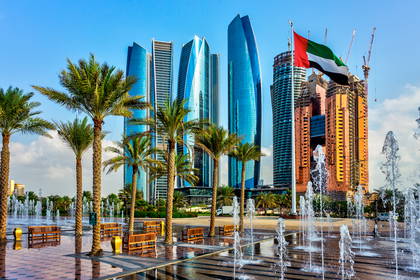 Wieżowce Etihad Towers w Abu Zabi, Zjednoczone Emiraty Arabskie.