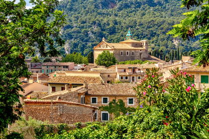 Valldemossa, miasto na Majorce w Hiszpanii.