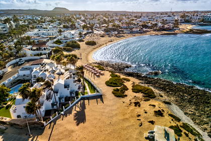 Corralejo na Fuerteventurze z lotu ptaka.
